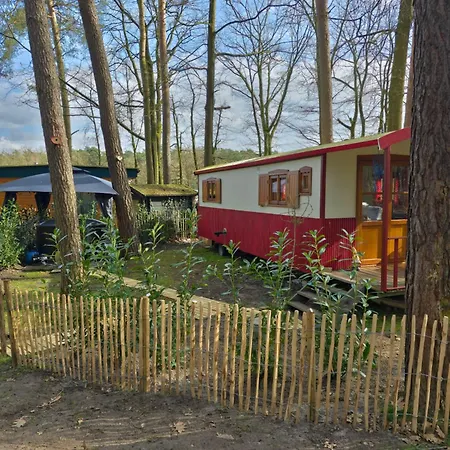 Pipowagen Met Prive Hot Tub Villa Lanaken Exterior photo