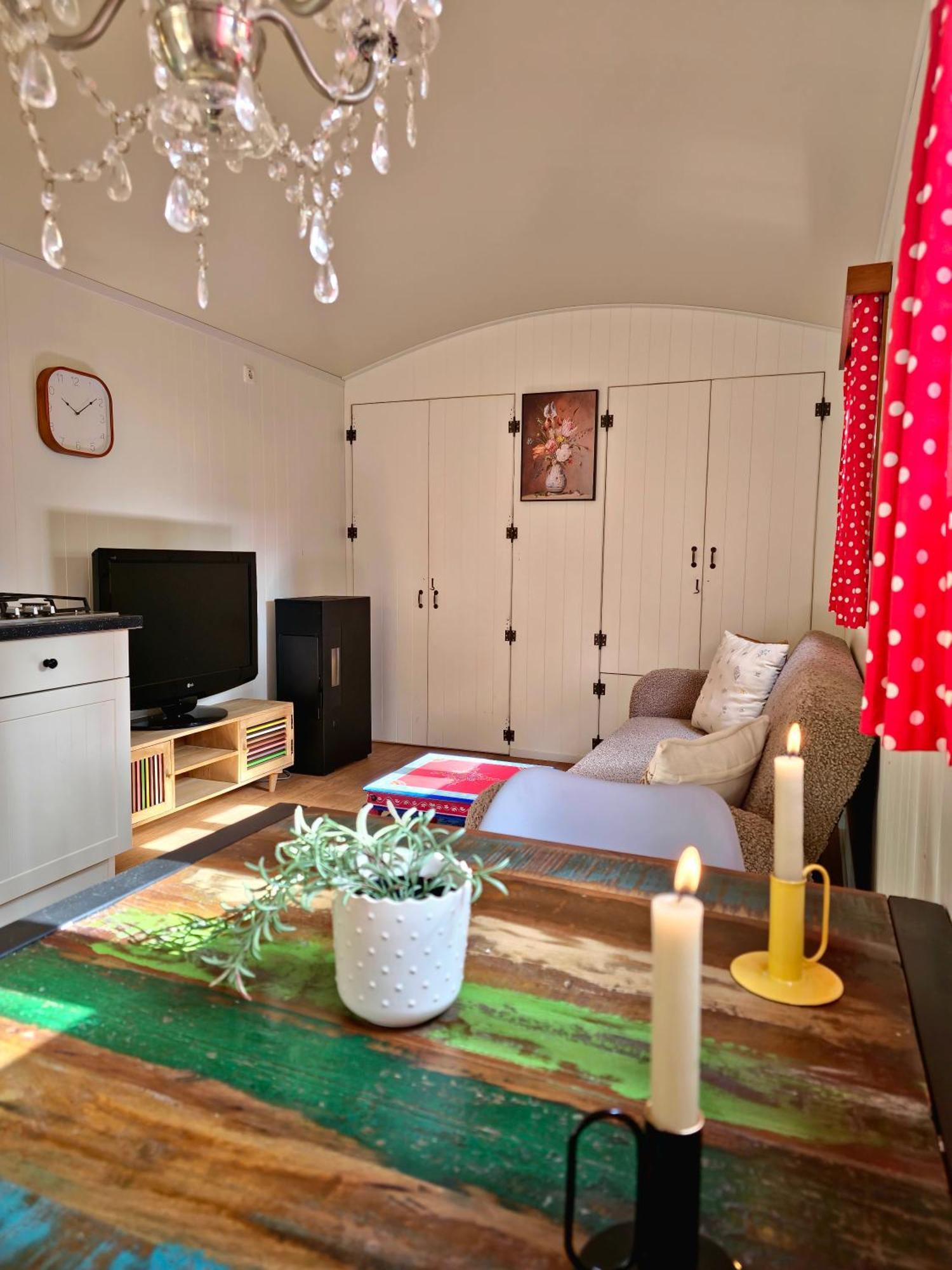 Pipowagen Met Prive Hot Tub Chalet